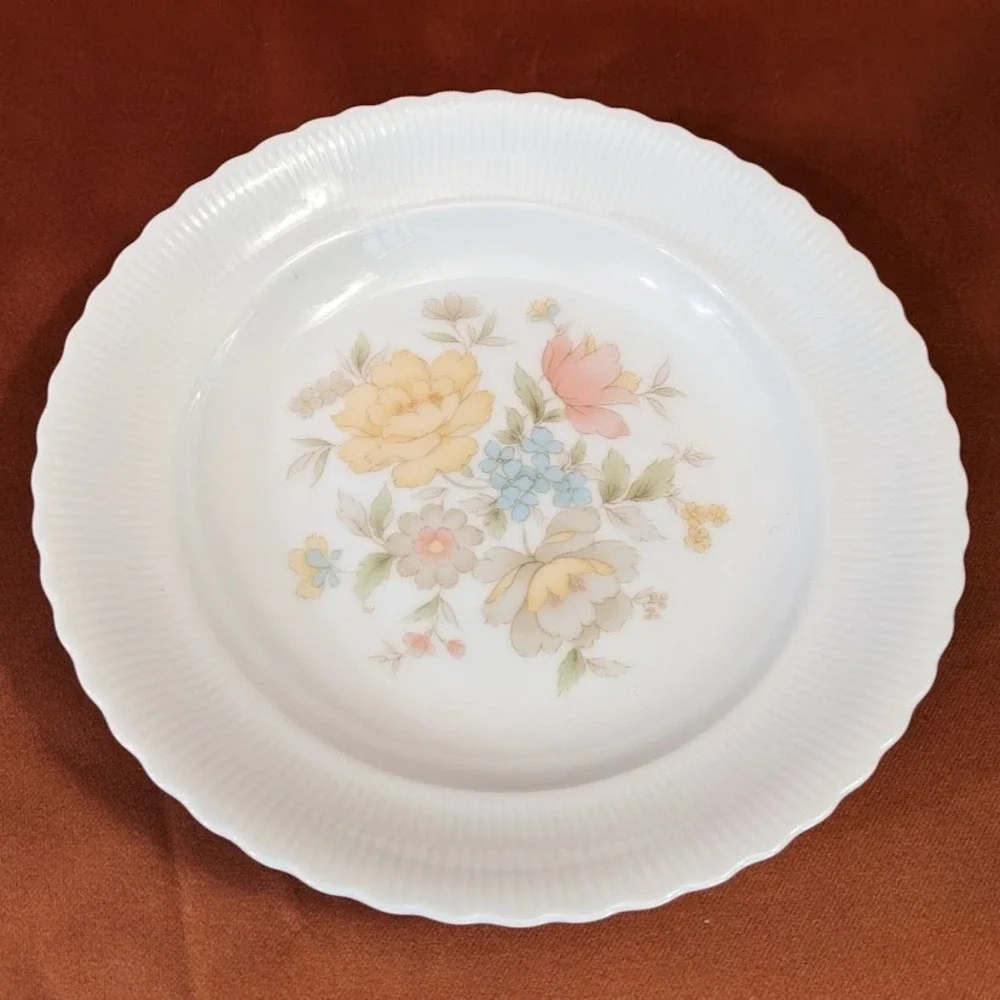 Vintage Ichiyama Toen Japan Floral‎ Porcelain Soup Bowls Set of 6 Ribbed Edge
